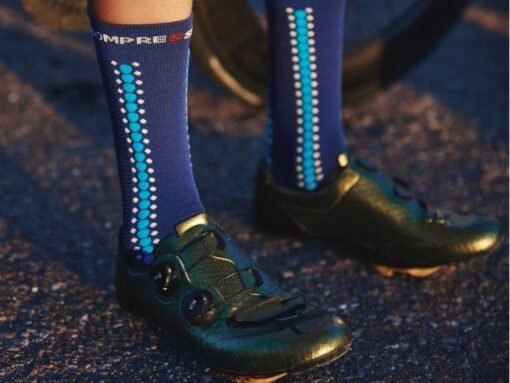 Calcetines de Ciclismo Pro Racing V4.0 Compressport Azules - Imagen 3